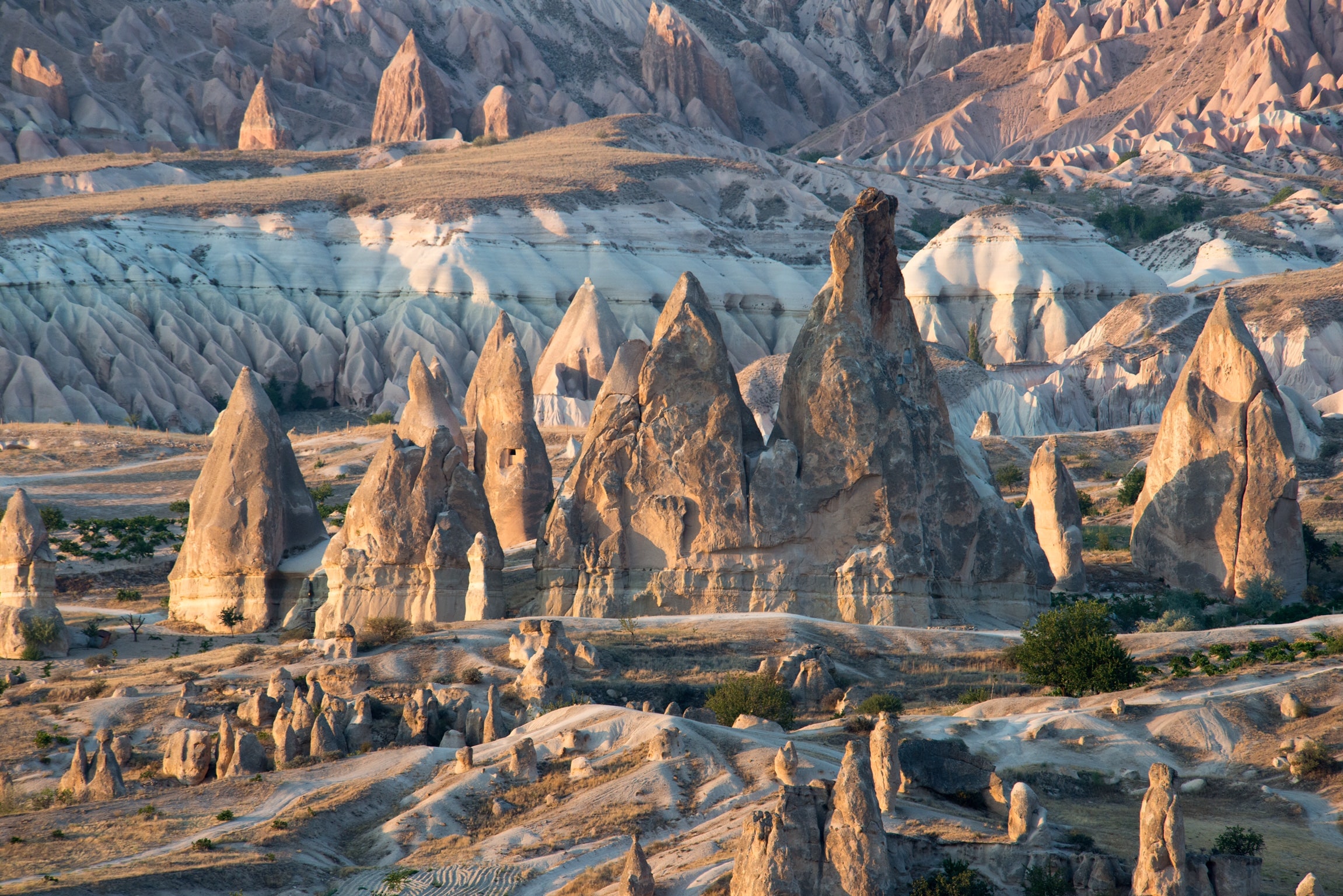 Kızılçukur Vadisi Kapadokya&#8217;nın Eşsiz Güzelliği, Kapadokya Tur Fiyatları